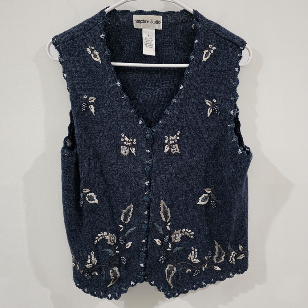 Hampshire Studio Womens Sweater Vest Size Small Beaded Floral Fairy Cottage